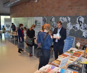 Dzień książki akademickiej i naukowej w Białymstoku 2017 Dzień książki akademickiej i naukowej w Białymstoku 2017