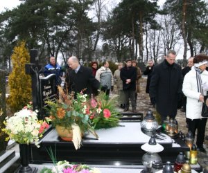 Odsłonięcie Tablicy Pamiątkowej poświęconej Odsłonięcie Tablicy Pamiątkowej poświęconej