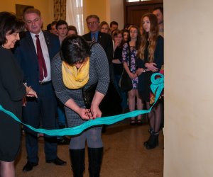 PO RAZ TRZECI W MUZEALNYCH MURACH TWÓRCZOŚĆ UCZNIÓW OGÓLNOKSZTAŁCĄCEJ SZKOŁY SZTUK PIĘKNYCH W CIECHANOWCU PO RAZ TRZECI W MUZEALNYCH MURACH TWÓRCZOŚĆ UCZNIÓW OGÓLNOKSZTAŁCĄCEJ SZKOŁY SZTUK PIĘKNYCH W CIECHANOWCU