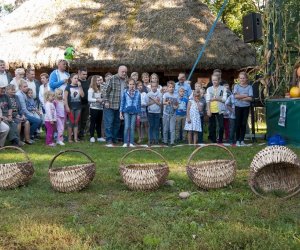 JESIEŃ W POLU I ZAGRODZIE w ramach Europejskich Dni Dziedzictwa 18 września 2016 r. JESIEŃ W POLU I ZAGRODZIE w ramach Europejskich Dni Dziedzictwa 18 września 2016 r.