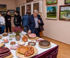 WYSTAWA CZASOWA POD TYTUŁEM "TWÓRCZOŚĆ PLASTYCZNA WOJCIECHA BOGUCKIEGO Z CIECHANOWCA" WYSTAWA CZASOWA POD TYTUŁEM "TWÓRCZOŚĆ PLASTYCZNA WOJCIECHA BOGUCKIEGO Z CIECHANOWCA"