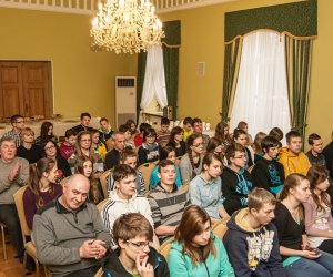 Kilimy, gobeliny, sumaki - Cepeliowska Tkanina Artystyczna Kilimy, gobeliny, sumaki - Cepeliowska Tkanina Artystyczna