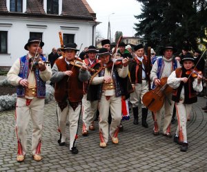 Ciechanowiecki Konkurs Gry na Instrumentach Pasterskich Ciechanowiecki Konkurs Gry na Instrumentach Pasterskich