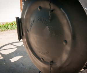 W dniu 4 maja br. Muzeum Rolnictwa odwiedził Prezydent RP Bronisław Komorowski. Przyjechał do Ciechanowca z niezapowiedzianą, prywatną wizytą. Jak sam przyznał, jednym z powodów przybycia, była chęć pokazania wnukom naszej kolekcji zabytkowych ciągników.