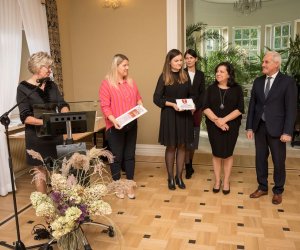 Podsumowanie Konkursu na Najlepiej Zachowany Zabytek Wiejskiego Budownictwa Drewnianego - fotorelacja Podsumowanie Konkursu na Najlepiej Zachowany Zabytek Wiejskiego Budownictwa Drewnianego - fotorelacja