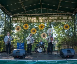 JESIEŃ W POLU I ZAGRODZIE w ramach Europejskich Dni Dziedzictwa 18 września 2016 r. JESIEŃ W POLU I ZAGRODZIE w ramach Europejskich Dni Dziedzictwa 18 września 2016 r.