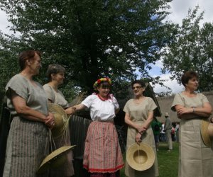 XII Podlaskie Święto Chleba, 12.08.2012 r. XII Podlaskie Święto Chleba, 12.08.2012 r.