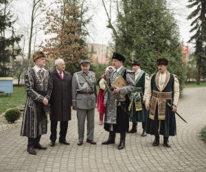Podsumowanie XX Konkursu na Wykonanie Palmy Wielkanocnej oraz uroczystości Niedzieli Palmowej w Ciechanowcu Podsumowanie XX Konkursu na Wykonanie Palmy Wielkanocnej oraz uroczystości Niedzieli Palmowej w Ciechanowcu