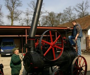 Niecodzienny zabytek w Muzeum Rolnictwa im. ks. Krzysztofa Kluka w Ciechanowcu