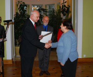 IV Konkurs na Najlepiej Zachowany Zabytek Wiejskiego Budownictwa Drewnianego w województwie podlaskim IV Konkurs na Najlepiej Zachowany Zabytek Wiejskiego Budownictwa Drewnianego w województwie podlaskim