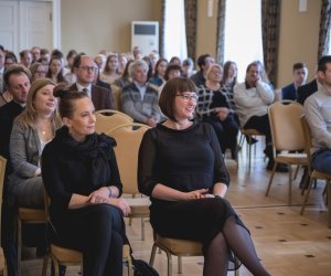 "LUMEN-ART czyli malowanie światłem" - fotorelacja z wernisażu "LUMEN-ART czyli malowanie światłem" - fotorelacja z wernisażu