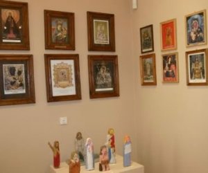 „Chwała Jezusowi, Marii i Wszystkim Świętym”