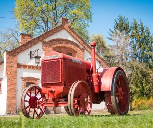 NIECOdziennik Muzealny- McCormick-Deering 10-20 na stalowych kołach NIECOdziennik Muzealny- McCormick-Deering 10-20 na stalowych kołach