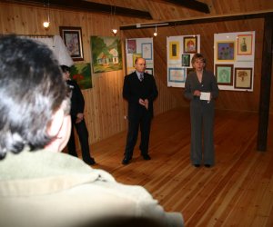 PĘDZLEM ROZMAITYM PĘDZLEM ROZMAITYM