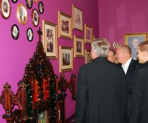 Salonik Pamiątek Rodu Ciechanowieckich