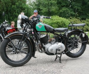 V Międzynarodowy Rajd Pogoni Pojazdów Zabytkowych V Międzynarodowy Rajd Pogoni Pojazdów Zabytkowych