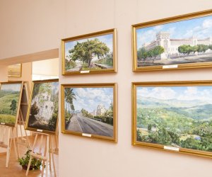 "Z PLENERÓW W MAGICZNYCH ZAKĄTKACH ŚWIATA" WYSTAWA MALARSTWA FRANCISZKA RYSZARDA MAZURKA "Z PLENERÓW W MAGICZNYCH ZAKĄTKACH ŚWIATA" WYSTAWA MALARSTWA FRANCISZKA RYSZARDA MAZURKA