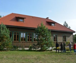 Podsumowanie i fotorelacja XVI Konkursu na Najlepiej Zachowany Zabytek Wiejskiego Budownictwa Drewnianego Podsumowanie i fotorelacja XVI Konkursu na Najlepiej Zachowany Zabytek Wiejskiego Budownictwa Drewnianego