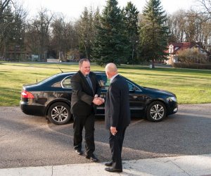 Spotkanie z Posłem do Parlamentu Europejskiego Jarosławem Kalinowskim Spotkanie z Posłem do Parlamentu Europejskiego Jarosławem Kalinowskim