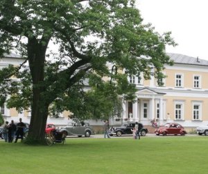 V Międzynarodowy Rajd Pogoni Pojazdów Zabytkowych V Międzynarodowy Rajd Pogoni Pojazdów Zabytkowych