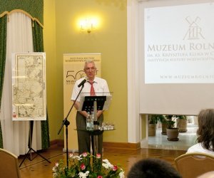 "Podlasie Nadbużańskie" - konferencja z okzji 500-lecia Powstania Województwa Podlaskiego "Podlasie Nadbużańskie" - konferencja z okzji 500-lecia Powstania Województwa Podlaskiego