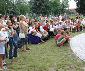 Międzynarodowy Festiwal Folkloru 10-11 sierpień 2007r. Międzynarodowy Festiwal Folkloru 10-11 sierpień 2007r.