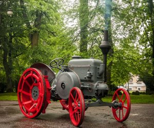 Kolejny unikatowy ciągnik w ciechanowieckim Muzeum