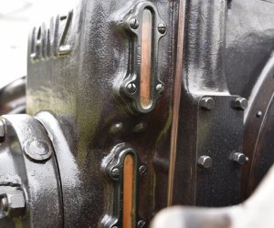 LANZ ACKER-BULLDOG HP 12 KNICKLENKER JUŻ W MUZEUM LANZ ACKER-BULLDOG HP 12 KNICKLENKER JUŻ W MUZEUM