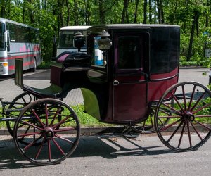 KONSERWACJA ZABYTKOWYCH POJAZDÓW ZAPRZĘGOWYCH ZE ZBIORÓW MUZEUM...