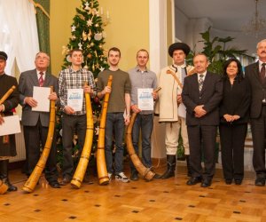 XXXIII Konkurs Gry na Instrumentach Pasterskich im. Kazimierza Uszyńskiego XXXIII Konkurs Gry na Instrumentach Pasterskich im. Kazimierza Uszyńskiego