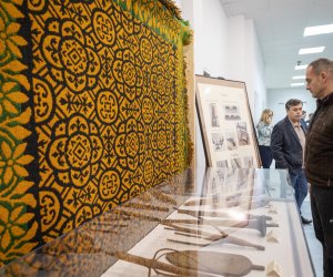 Tkactwo i dywany dwuosnowowe typu brańskiego Tkactwo i dywany dwuosnowowe typu brańskiego