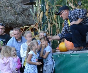JESIEŃ W POLU I ZAGRODZIE w ramach Europejskich Dni Dziedzictwa 18 września 2016 r. JESIEŃ W POLU I ZAGRODZIE w ramach Europejskich Dni Dziedzictwa 18 września 2016 r.
