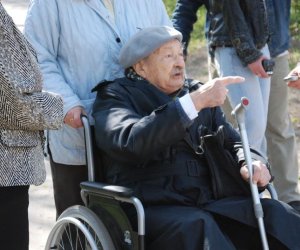 Niecodzienny Gość, Jan hr. Starzeński