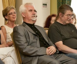 "Z PLENERÓW W MAGICZNYCH ZAKĄTKACH ŚWIATA" WYSTAWA MALARSTWA FRANCISZKA RYSZARDA MAZURKA "Z PLENERÓW W MAGICZNYCH ZAKĄTKACH ŚWIATA" WYSTAWA MALARSTWA FRANCISZKA RYSZARDA MAZURKA