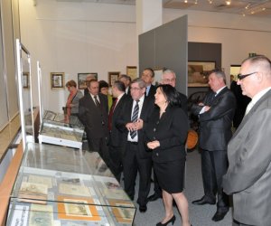 Wystawa z okazji jubileuszu 50-lecia Muzeum i 30 lat współpracy z SGGW pt."50 lat Muzeum Rolnictwa im. ks. Krzysztofa Kluka w Ciechanowcu"