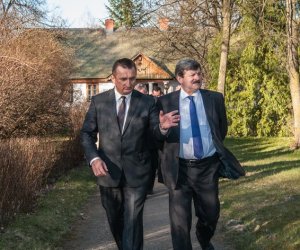 Spotkanie z Posłem do Parlamentu Europejskiego Jarosławem Kalinowskim Spotkanie z Posłem do Parlamentu Europejskiego Jarosławem Kalinowskim